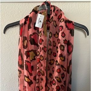 NWT. Disney Parks. D&Y. Infinity Scarf. One size. Salmon/Multi-color.